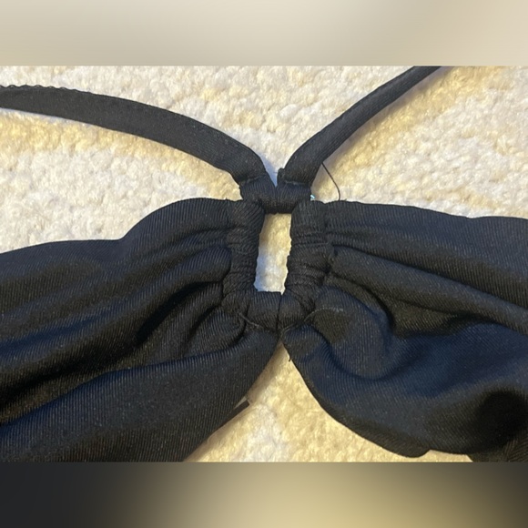 Wet Seal Black Wrap n Tie Top - Picture 3 of 7